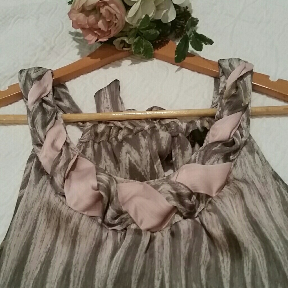 Silky chevron top